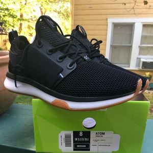 KURU Atom, Women's 8